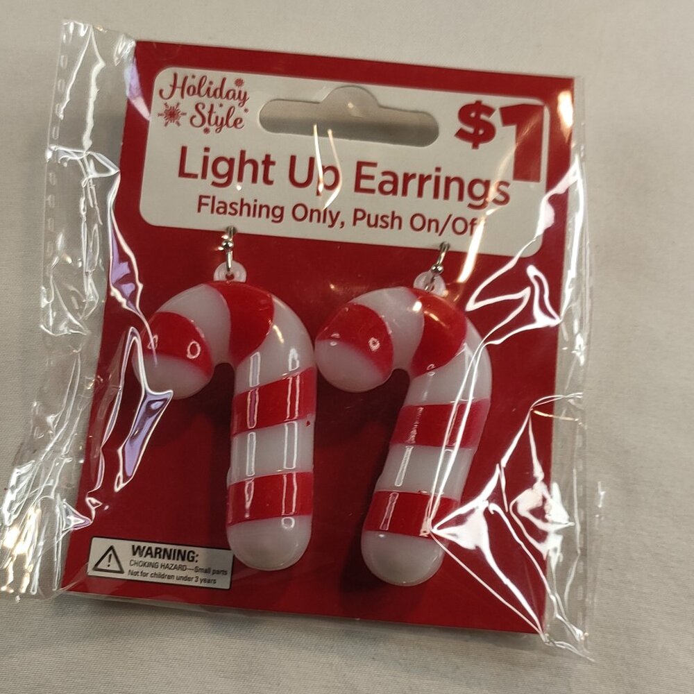Holiday Style Light Up Earrings Candy Cane New with Tags NWT